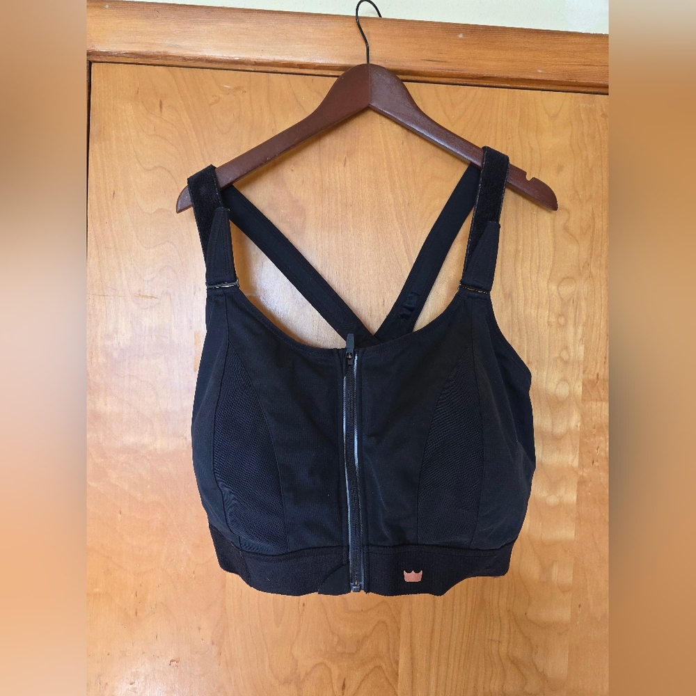 SHEFIT High Impact Sports Bra